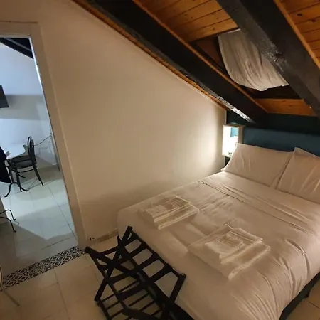 Mercanti Attic Version-3